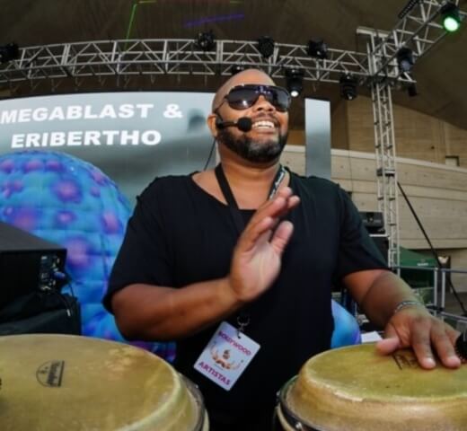 cantante en ibiza